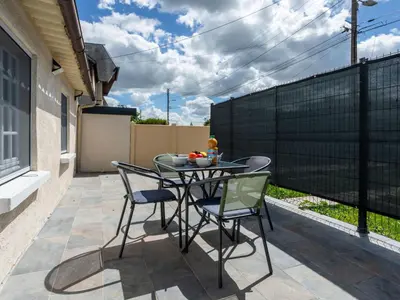 Balcon ou terrasse dans l'établissement Holiday Home Jade by Interhome