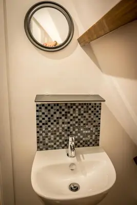 Salle de bains dans l'établissement Gite Belle Vue, Sourdeval