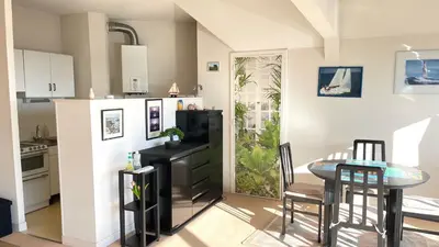 Cuisine ou kitchenette dans l'établissement Plaisance