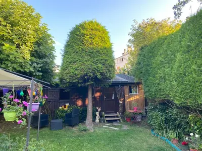 Jardin de l'établissement Chambre à la venelle