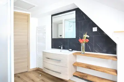 Salle de bains dans l'établissement Au Boulevard des Dunes - A 50m de la plage