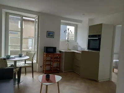 Cuisine ou kitchenette dans l'établissement Plat Gousset