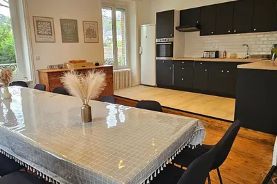 Cuisine ou kitchenette dans l'établissement Gite le kayackou