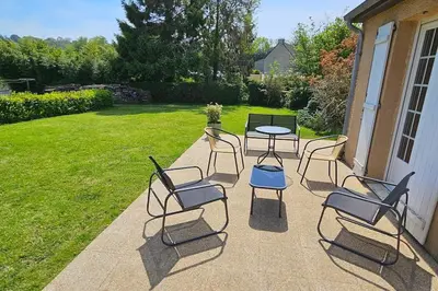 Jardin de l'établissement La Maison Bricquebetaise