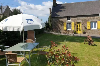 Jardin de l'établissement Chaulieu Gite near Sourdeval 50150 Normandy