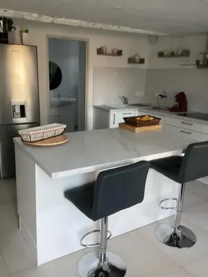 Plan de l'établissement Maison de campagne entièrement rénovée au calme