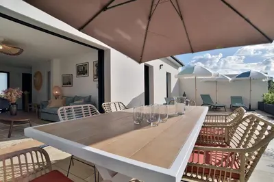 Balcon ou terrasse dans l'établissement Cancale à la plage - Maison avec terrasse pour 6