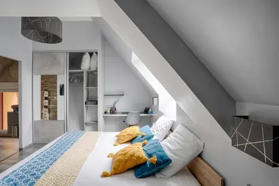 Un ou plusieurs lits dans un hébergement de l'établissement Charme à la campagne avec spa