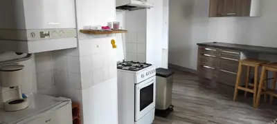Cuisine ou kitchenette dans l'établissement Logement entier 77 m2 Appart