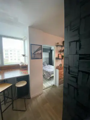 Un ou plusieurs lits dans un hébergement de l'établissement Bel appartement spacieux ,convivial de 3 chambres avec parking privé sécure