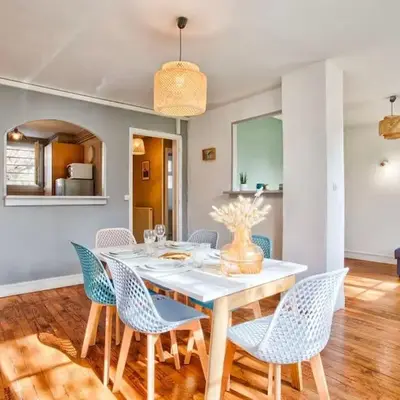 Bel Appartement RDC avec parking gratuit