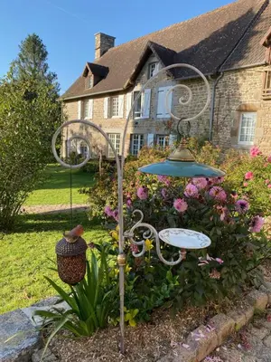 Jardin de l'établissement Les gites Romeline