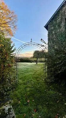 Jardin de l'établissement Chambre d hôtes le 23