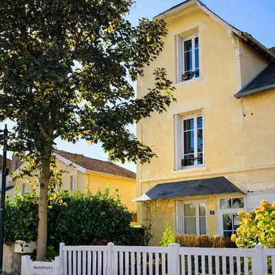 Maison spacieuse au coeur du Centre - Plage à pied