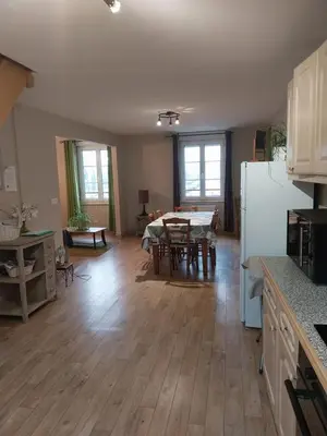 Cuisine ou kitchenette dans l'établissement Gite du souvenir