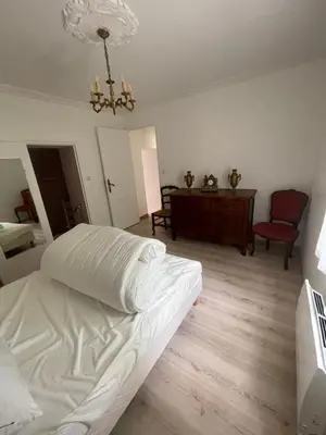 Un ou plusieurs lits dans un hébergement de l'établissement Maison 3 chambres pour 6 pers