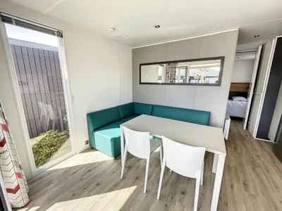 Plan de l'établissement Mobil-home Grand Confort, 4 pers, 2 ch, Piscine chauffée, Wifi, Animaux, Parking - FR-1-361A-93
