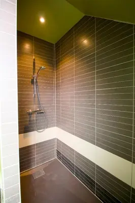 Salle de bains dans l'établissement Evasion entre Mer et Campagne avec Babyfoot et terrain de pétanque, 3 chambres, cheminée - Intendance Luxury Host