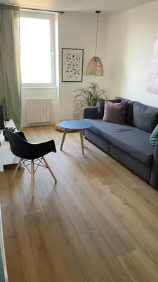 Coin salon dans l'établissement Le Spot, appartement cosy à 1mn de la mer, Saint Aubin sur Mer