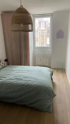 Un ou plusieurs lits dans un hébergement de l'établissement Le Spot, appartement cosy à 1mn de la mer, Saint Aubin sur Mer