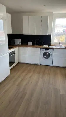 Cuisine ou kitchenette dans l'établissement Le Spot, appartement cosy à 1mn de la mer, Saint Aubin sur Mer