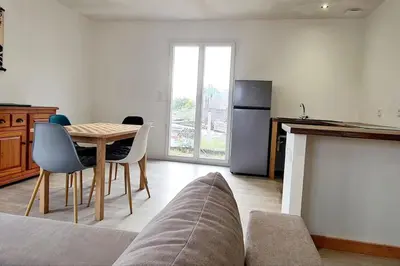 Cuisine ou kitchenette dans l'établissement Le Ponton de Magny-en-Bessin