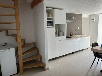 Cuisine ou kitchenette dans l'établissement Gîte de campagne