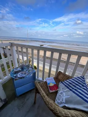 Balcon ou terrasse dans l'établissement Kersimoun - F3 Spacieux - 1er Et face Mer & Plage