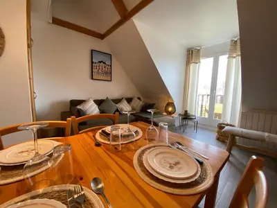 Coin salon dans l'établissement La Cabourgeaise-Proche Thalasso et Centre de Cabourg