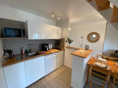 Cuisine ou kitchenette dans l'établissement La Cabourgeaise-Proche Thalasso et Centre de Cabourg