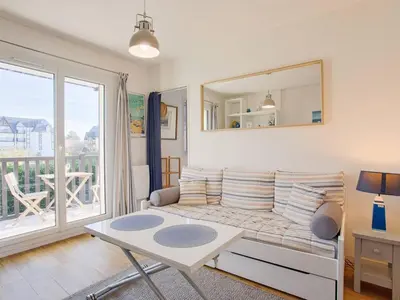 Coin salon dans l'établissement Appartement à Cabourg avec balcon et parking, proche mer - FR-1-788-41