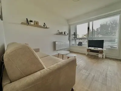 Télévision ou salle de divertissement dans l'établissement Sydney - studio avec loggia, accès direct plage