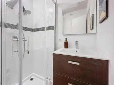 Salle de bains dans l'établissement Centre Historique de Caen