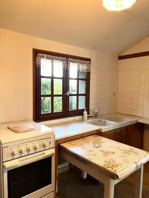 Cuisine ou kitchenette dans l'établissement Le Refuge de la Liberté
