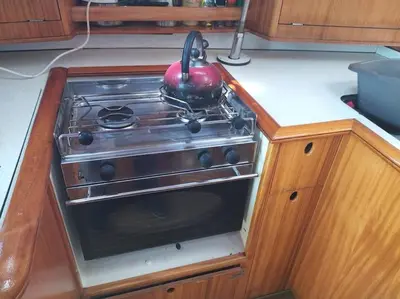 Cuisine ou kitchenette dans l'établissement Zef