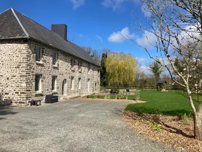 Jardin de l'établissement 3 Chambres à louer chez habitant