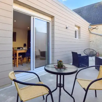 Gorgeous Home In Esquay-Sur-Seulles