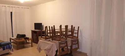 Télévision ou salle de divertissement dans l'établissement Maison à saint-Laurent-sur-mer
