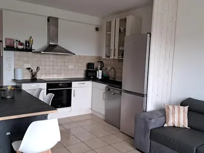 Cuisine ou kitchenette dans l'établissement Cottage La Chaumière