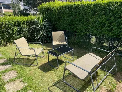 Jardin de l'établissement Appartement cosy avec jardin vue et accès à 30m de la mer