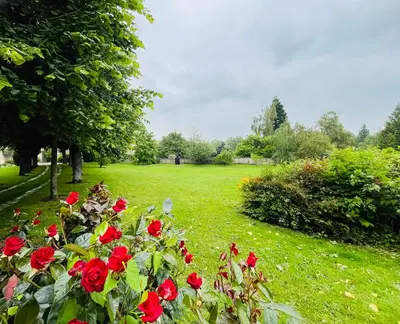 Jardin de l'établissement Gîte du Manoir de l'Abbaye