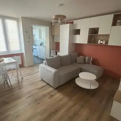 Appartement lumineux design 2 chambres centre et Cité de la Mer