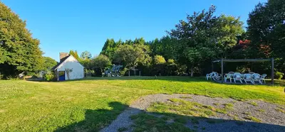 Jardin de l'établissement Maison typique Normande Mont St Michel