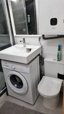 Salle de bains dans l'établissement Petite cour privée - à 1minute à pied de la plage