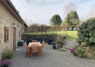 Jardin de l'établissement Le Cellier de Joseph