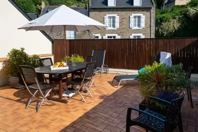 Terrasse ou espace extérieur de l'établissement Les Reflets de la Houle