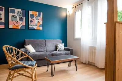 Coin salon dans l'établissement Bel appartement entre Campus 1 et Vaugueux