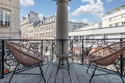 Balcon ou terrasse dans l'établissement Appartement d'exception en plein coeur de Caen