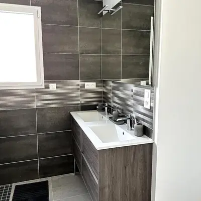 Salle de bains dans l'établissement L'Ambroisie