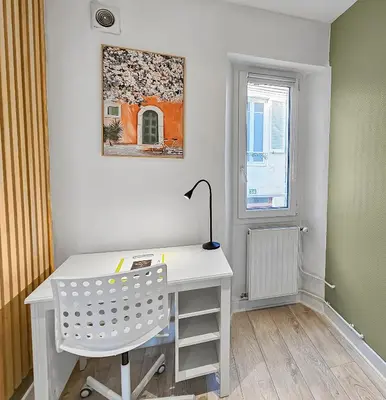 Plan de l'établissement studio lumineux et moderne